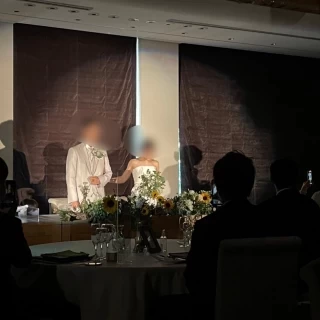 披露宴入場