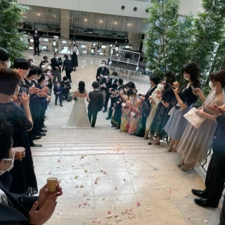 チャペルから続く大階段で、ここで集合写真なども撮れます。