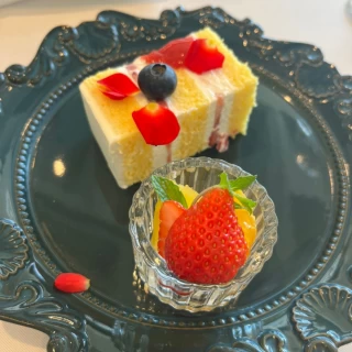 ウエディングケーキです