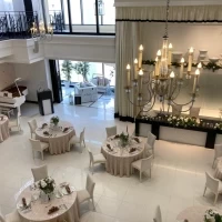 披露宴　パリ会場
