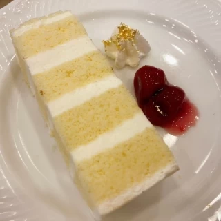 ケーキカットのケーキ