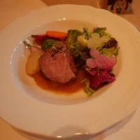 メインのお肉料理。
柔らかくて美味しかったと好評でした。