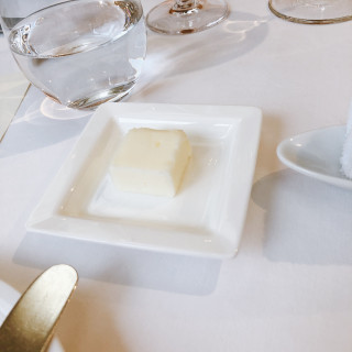 バター ブライダルの時専用の白いバター