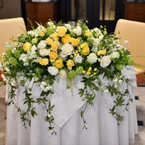 メインテーブル装花|587160さんのレストランひらまつ レゼルヴ（ひらまつウエディング）（営業終了）の写真(1240847)