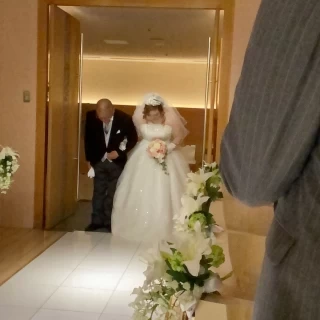 明るすぎないオレンジのライトが素敵