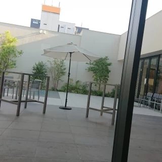披露宴会場からもガーデンを眺めれる