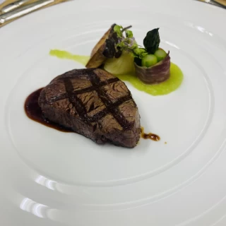 お肉料理美味しかったです！
