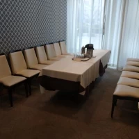 新婦の親族控え室。ご年配の方も、くつろいでいただけます。