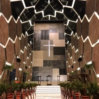 チャペル（THE WAREHOUSE）