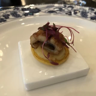 クレープ仕立てで美味しいです