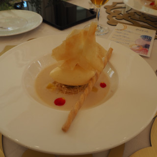 試食会のお食事です