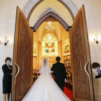 教会の入口の扉です。