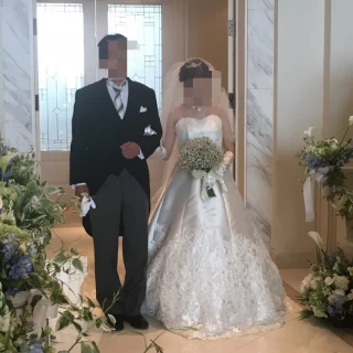 新婦の父と新婦の入場です。