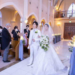 オシャレな式場で理想の結婚式 ステンドグラスを設えた大聖堂が魅力的です ハープの生演奏も素 口コミ 評判 ザ ロイヤルクラシック 姫路 ウエディングパーク オシャレな式場で理想の結婚式 ステンドグラスを設えた大聖堂が魅力的です ハープの生演奏も素 口コミ 評判 ザ ロイヤルクラシック 姫路 ウエディングパーク