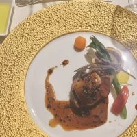 フォアグラがのったお肉！
柔らかくて本当に美味しかった…