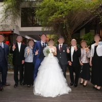 テラスで集合写真。