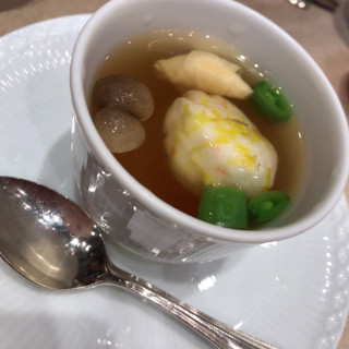 和のテイストのスープ