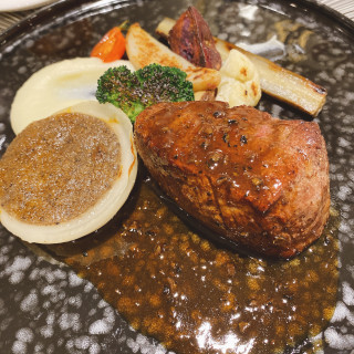 試食時のお肉料理