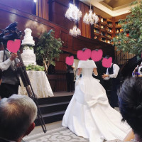 洋装での新婦ドレス