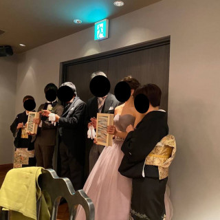 両親へ記念品贈呈