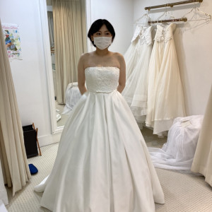 ドレス試着|588511さんの小さな結婚式 品川ベイサイド店（営業終了）の写真(1247013)