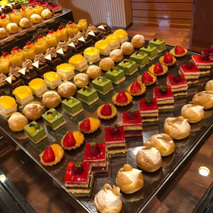 近くの美味しいケーキ屋のミニケーキでデザートビュッフェ|588600さんの菊南ユウベルホテルの写真(1228276)
