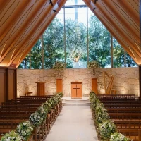 木のぬくもりを感じるチャペルでナチュラルな雰囲気が好きな方に