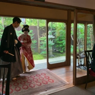披露宴会場の入場シーン