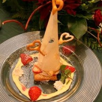 アイルマリーのチャペルに見立てたデザート