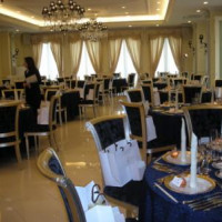 １００名まで収容可能の宴会場