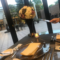 試食の際テーブルに花を飾ってくださいました。