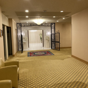チャペル前の廊下|589112さんの京王プラザホテル八王子の写真(1234411)
