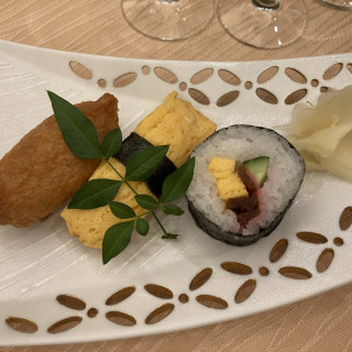 妊婦用に生物を避けたお寿司を提供していただきました。