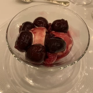 炎の演出後に出てきたデザートのお味に感動しました