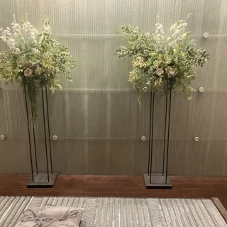 チャペルの1番前がわ
