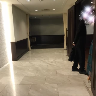 チャペル内の中扉前