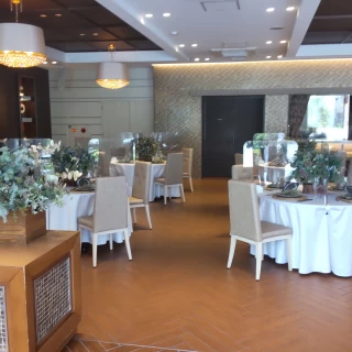 3会場のうち、一番小さな会場(新郎新婦からの目線)