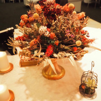 テーブル装花。ドライフラワーを中心に。