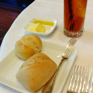 パンとバターです