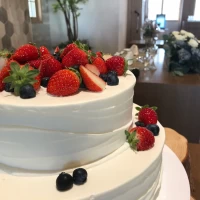 フルーツいっぱいのケーキ。
