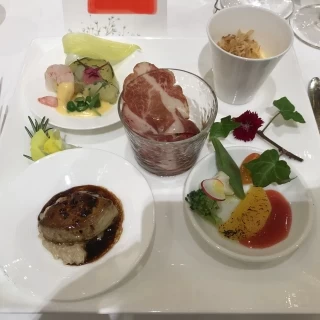 珍しい料理が多かったですが、どれもおいしかったです。