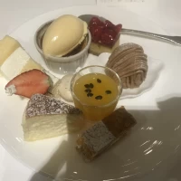 デザートビッフェで種類も豊富でした。