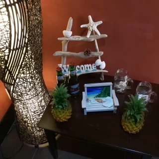 化粧室前