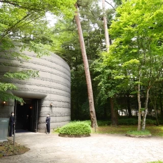 集合写真やフラワーシャワーができるようです。