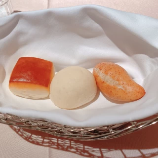 試食時のパンです