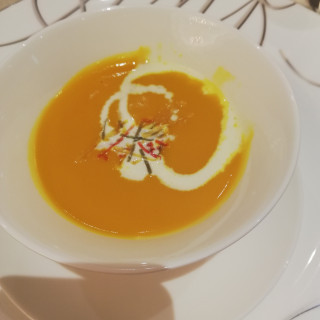 試食したスープです。