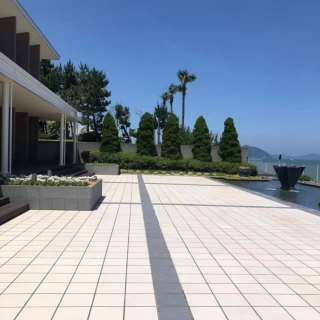 外に出れて景色が良いです