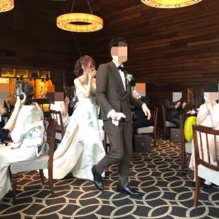 新郎新婦入場