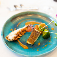 ラフルールのコース料理、海老と真鯛です。