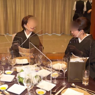 ゲストテーブル